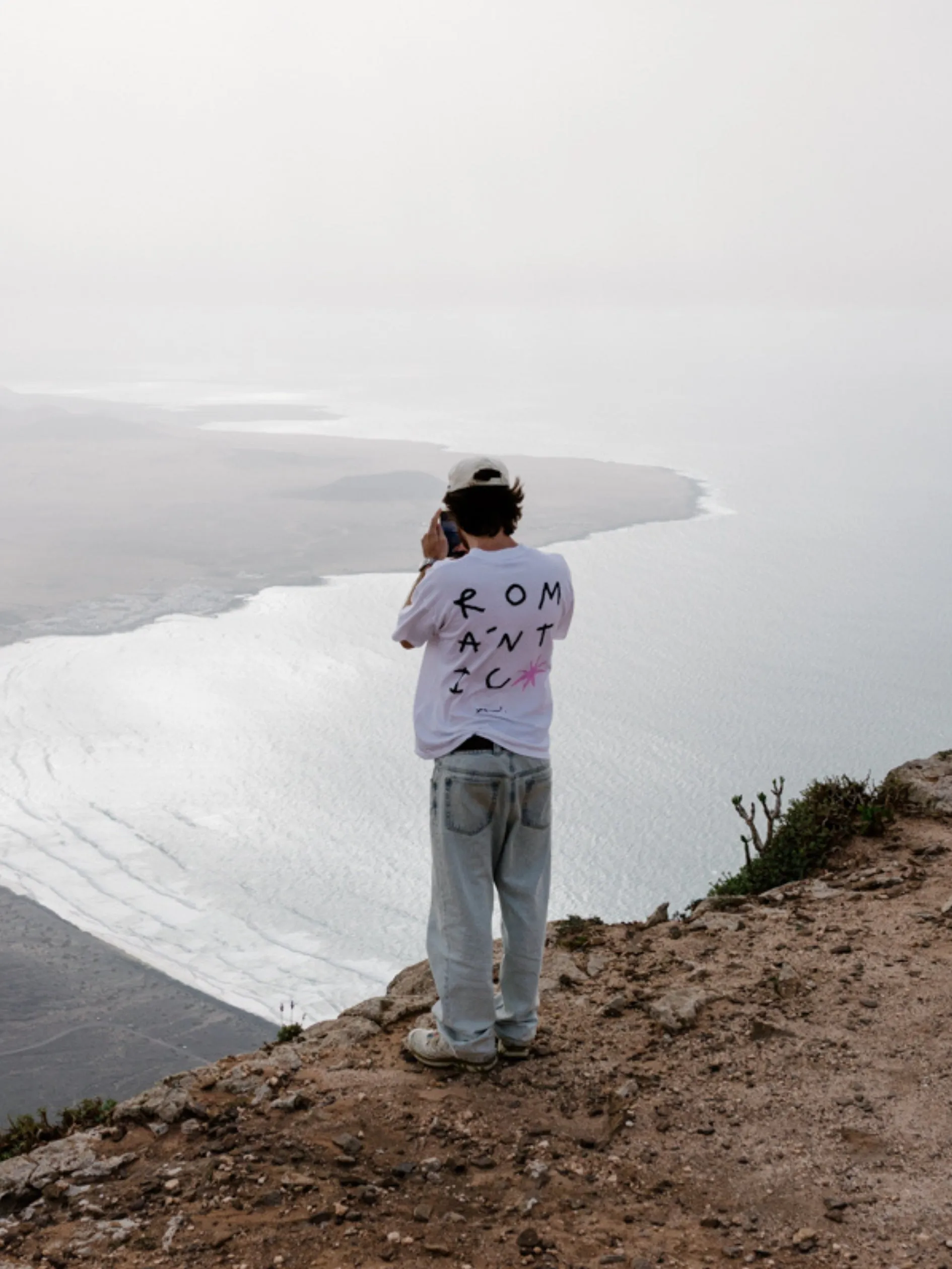 Romantic T-Shirt White sold by Ivalo.com product image thumbnail 3