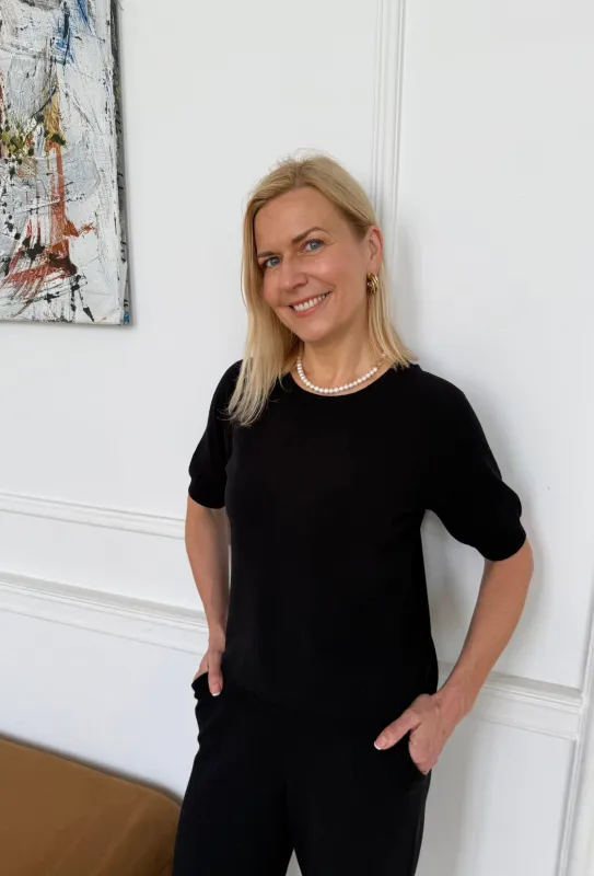 Amelié Knitted Short Sleeved Blouse Black sold by Ivalo.com