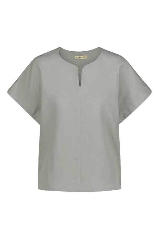 Lappo Top Smoke Blue sold by Ivalo.com