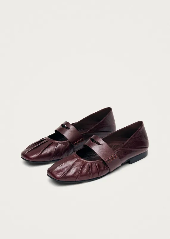 Bargo Leather Ballet Flats Burgundy sold by Ivalo.com