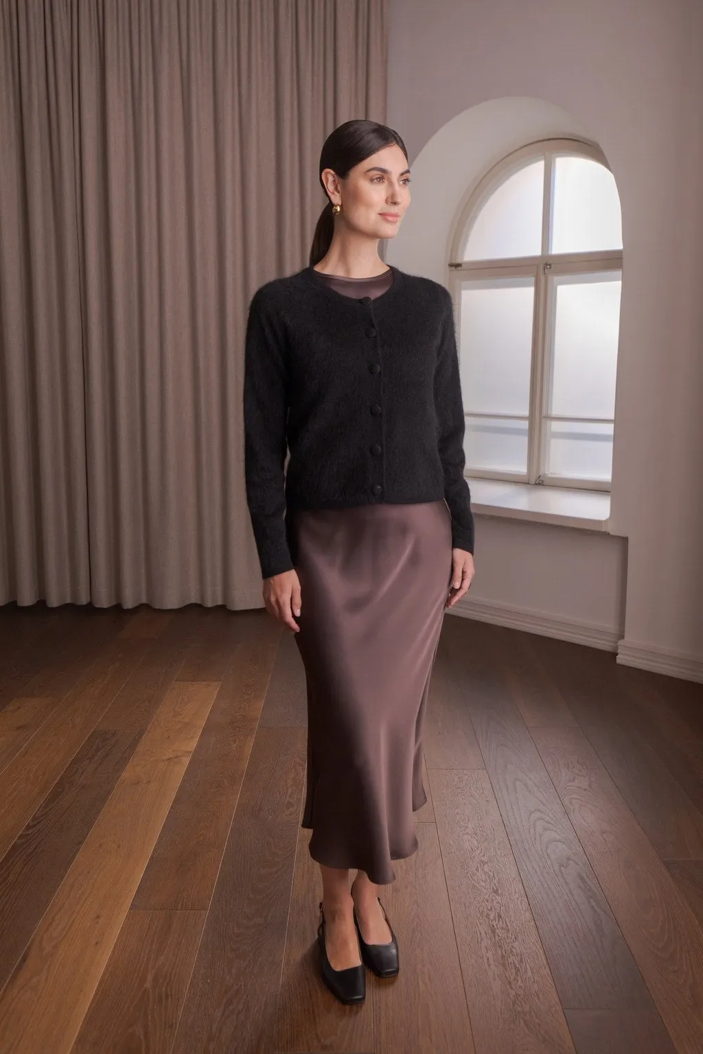 Long-sleeved Cashmere Cardigan Black sold by Ivalo.com product image thumbnail 4