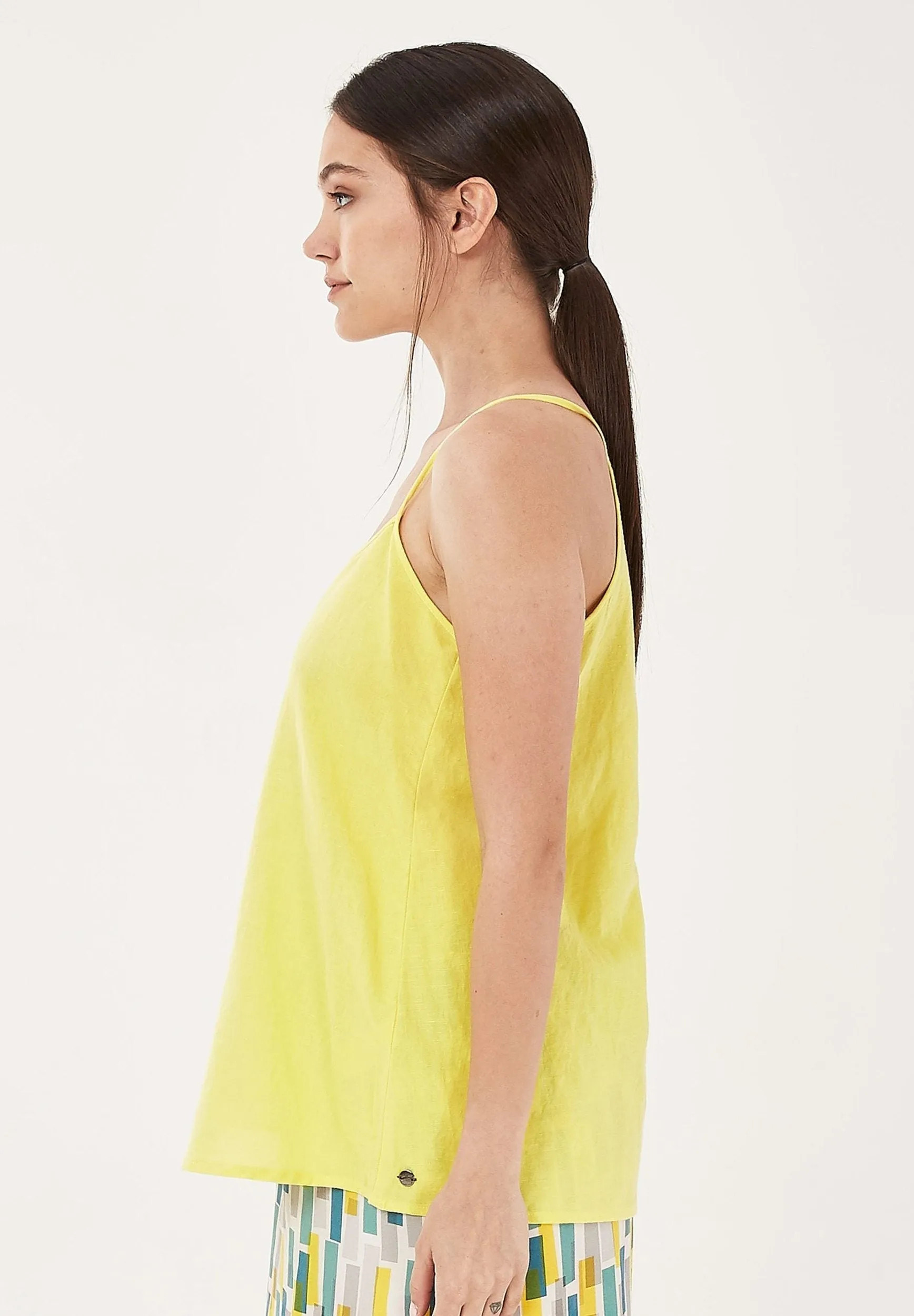 Women's Linen Blend Spaghetti Strap Top Lemonade sold by Ivalo.com product image thumbnail 3