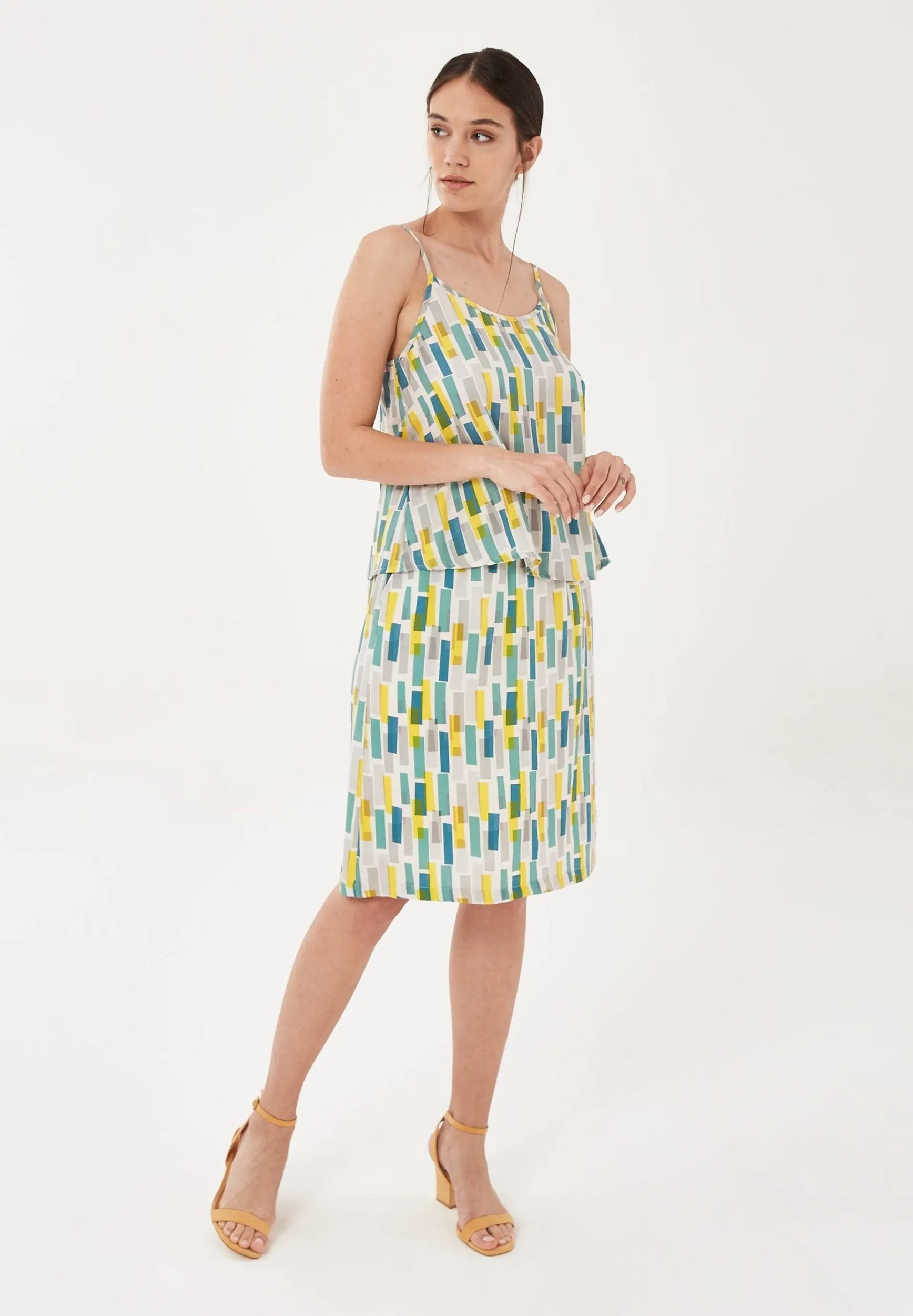 Women's Lyocell Spaghetti Strap Top Graphic Print sold by Ivalo.com product image thumbnail 3