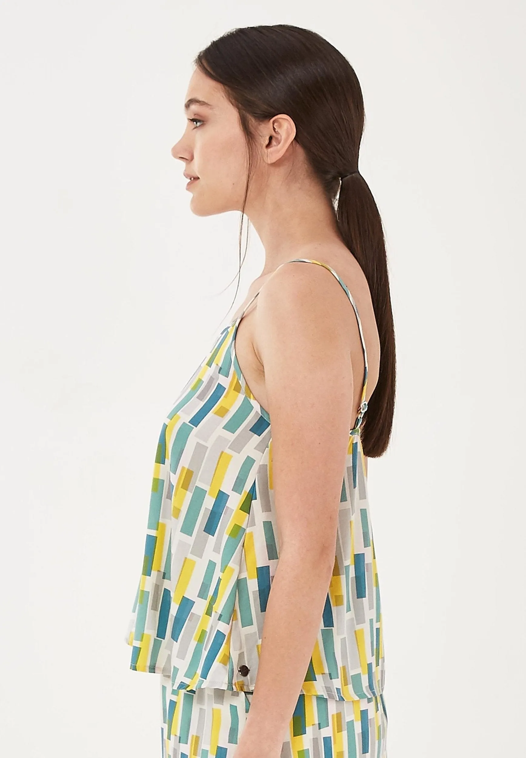 Women's Lyocell Spaghetti Strap Top Graphic Print sold by Ivalo.com product image thumbnail 4