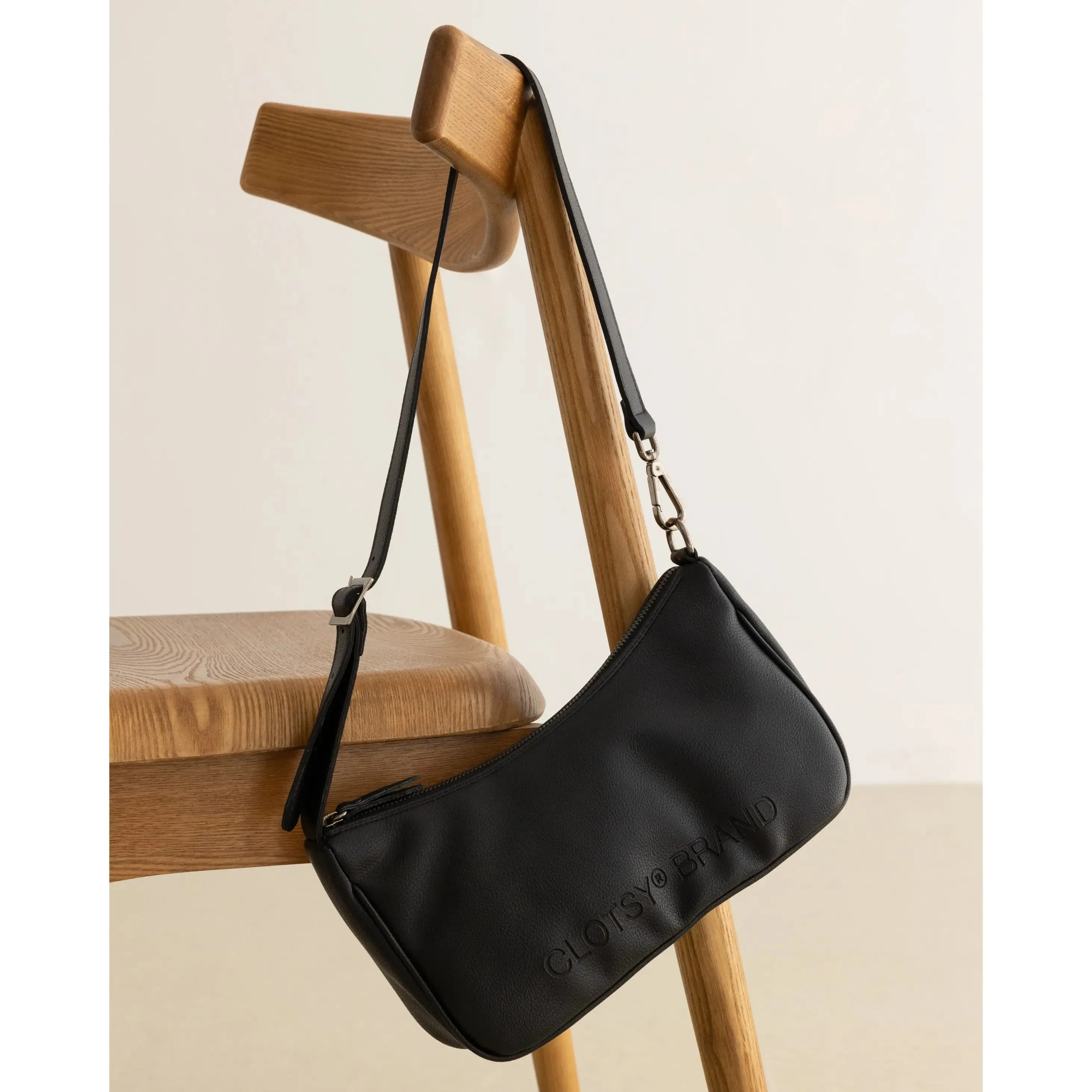 That Moment Bag Black sold by Ivalo.com product image thumbnail 3