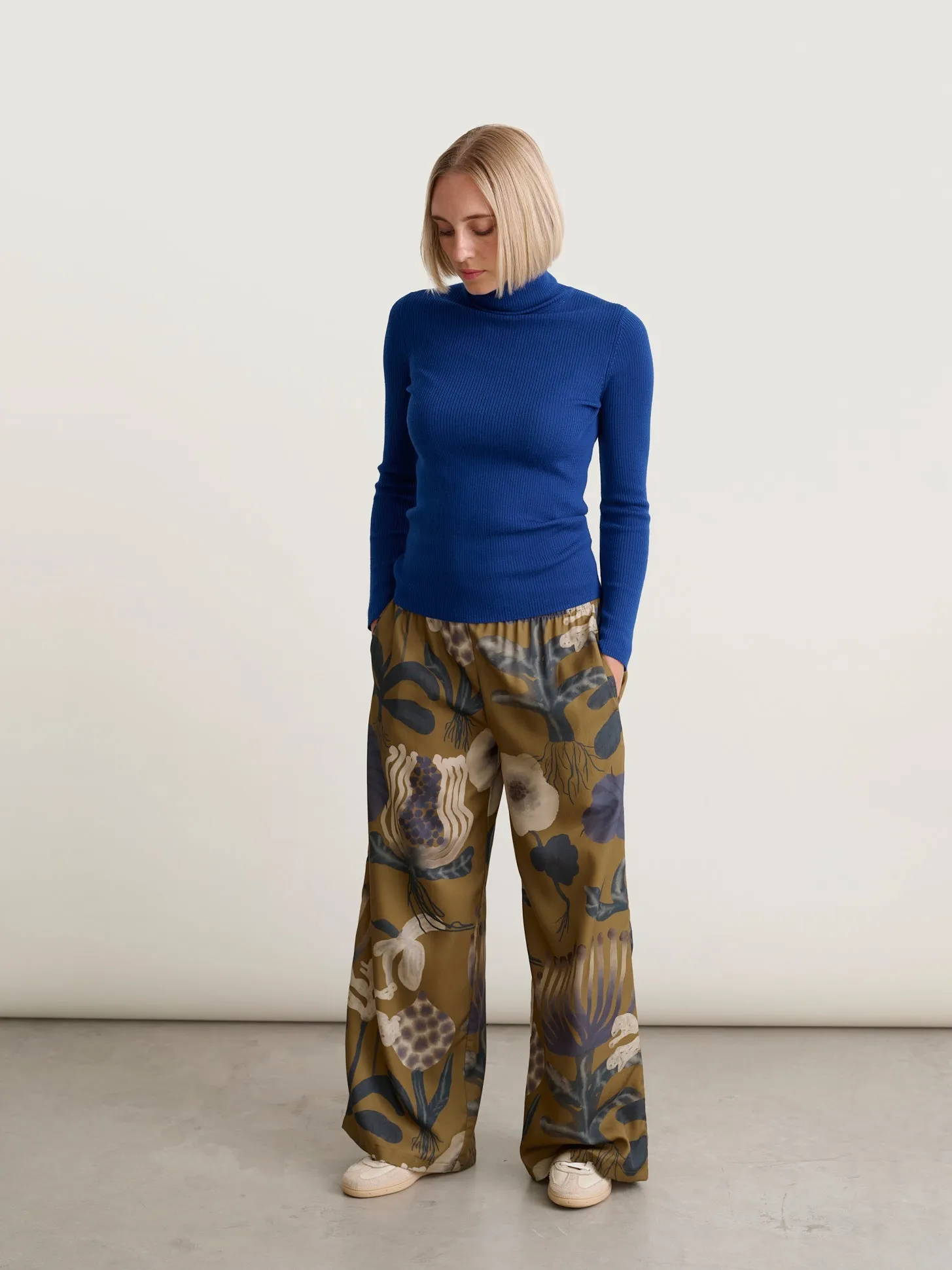 Sea Flowers Pants sold by Ivalo.com