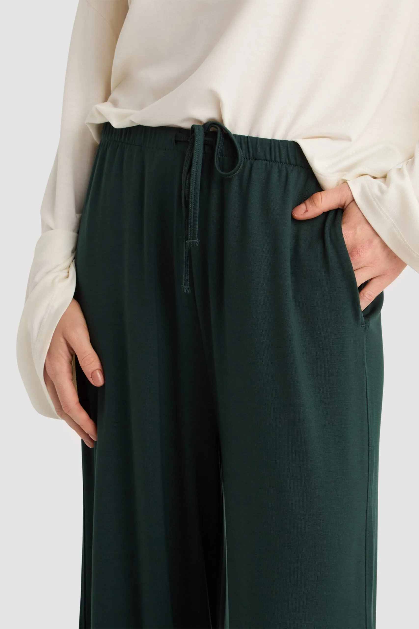 Grey Pants Bottle Green sold by Ivalo.com product image thumbnail 5