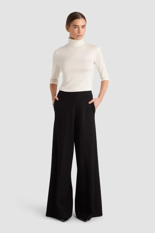 Luna Pants Black sold by Ivalo.com
