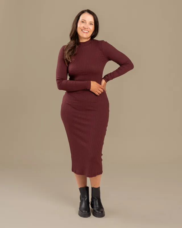 Ribbed Dress Burgundy sold by Ivalo.com