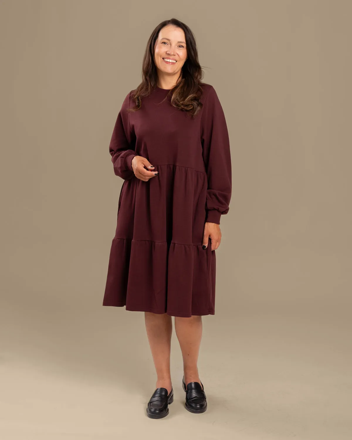 Long Sleeved Dress Burgundy sold by Ivalo.com