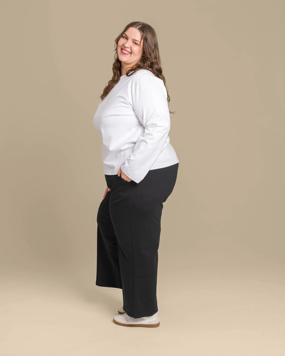 Wide Leg Pleated Pants Black sold by Ivalo.com product image thumbnail 2