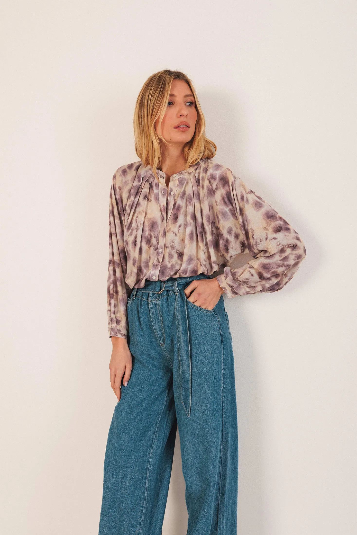 Watercolor-Print Shirt Pink sold by Ivalo.com product image thumbnail 2