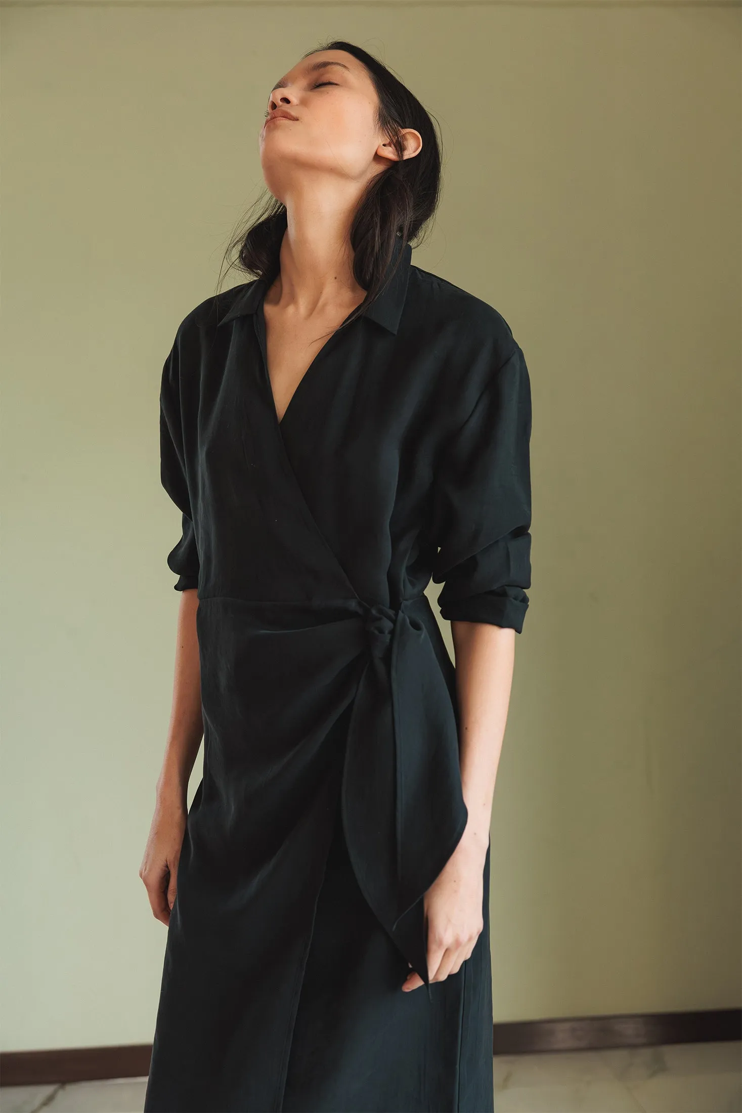 Knotted Draped Dress Black sold by Ivalo.com product image thumbnail 3