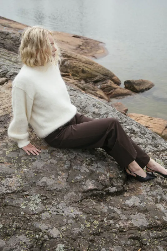 Everyday Pants Chocolate Brown sold by Ivalo.com