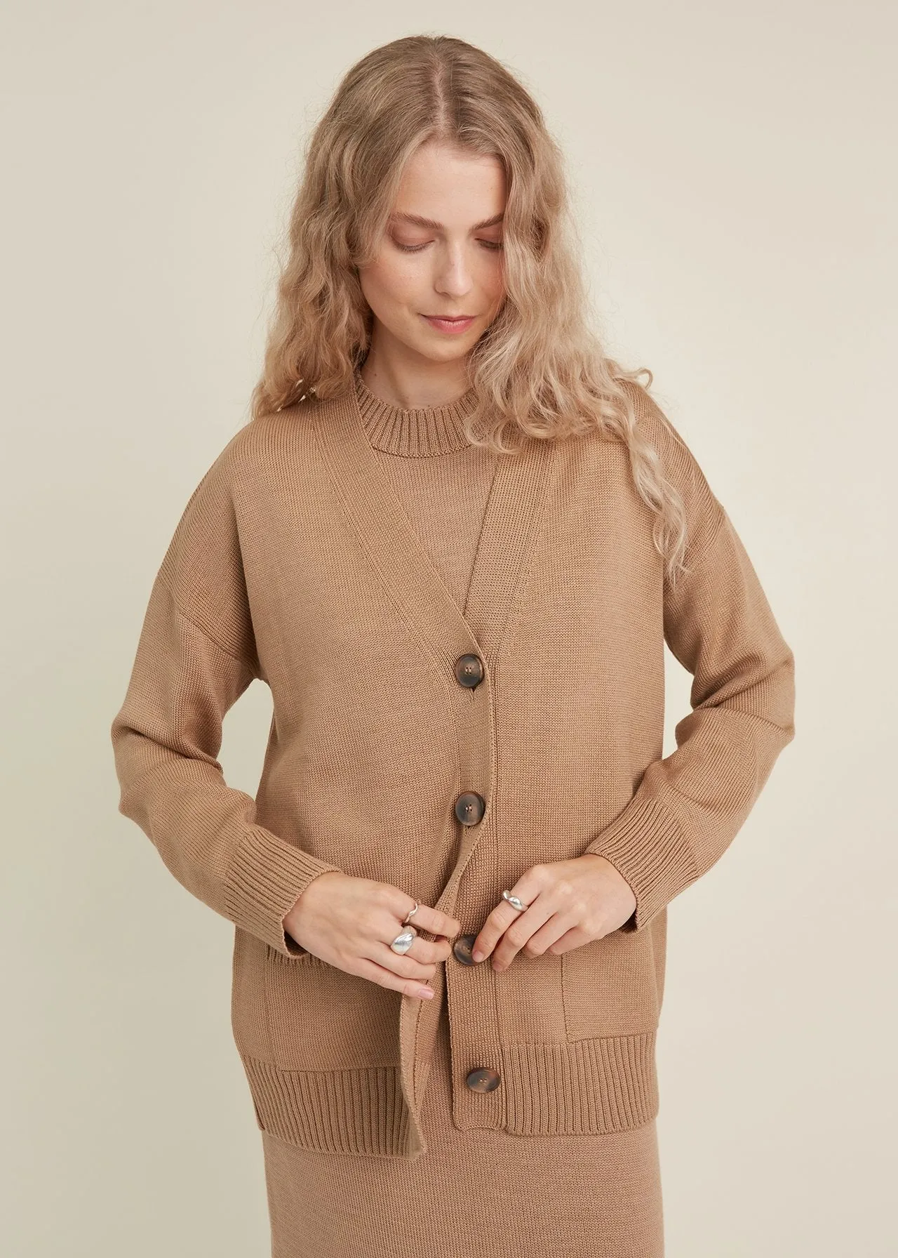Button-Up Merino Wool Cardigan Camel sold by Ivalo.com product image thumbnail 5