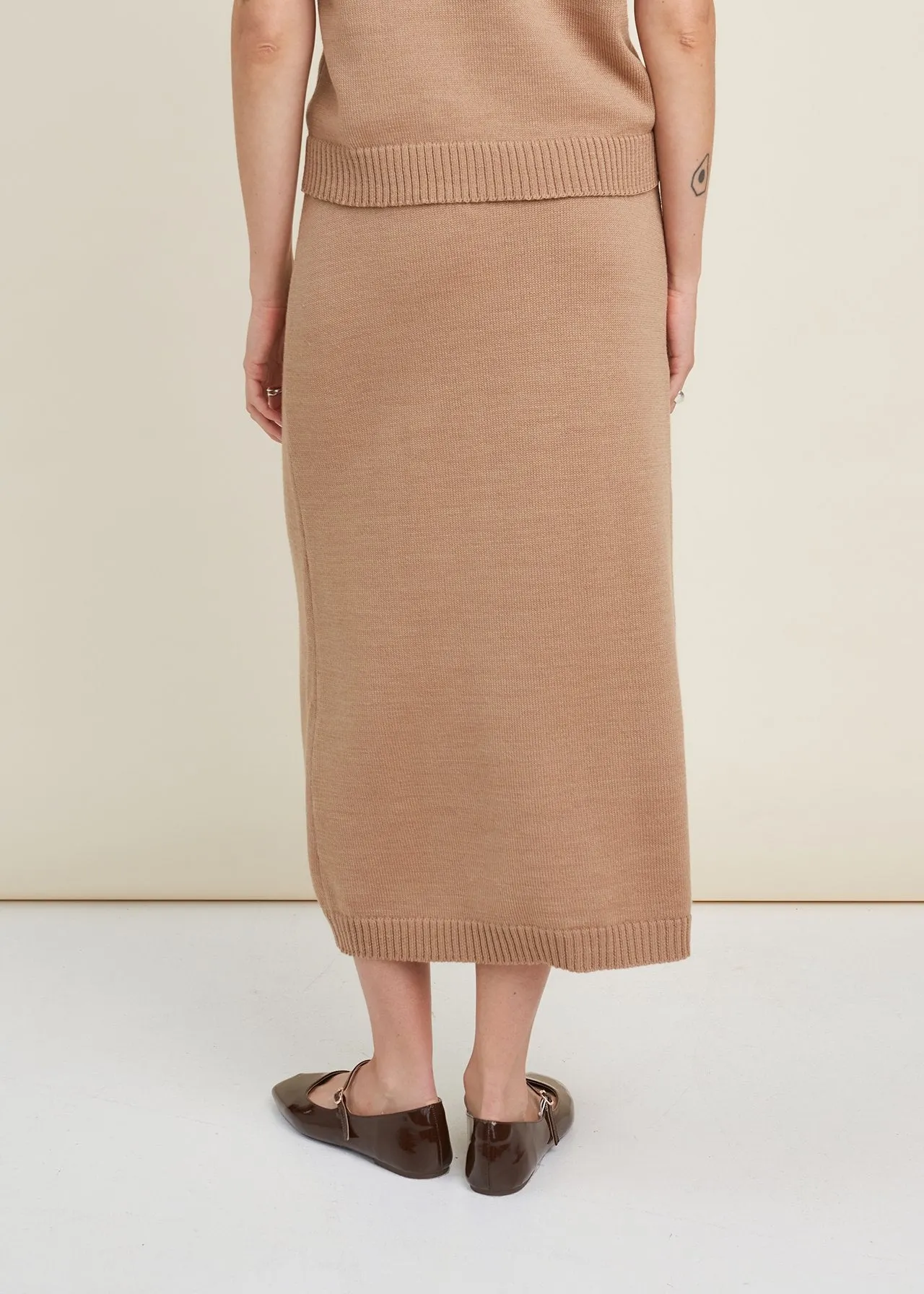 Knitted Merino Wool Skirt Camel sold by Ivalo.com product image thumbnail 4