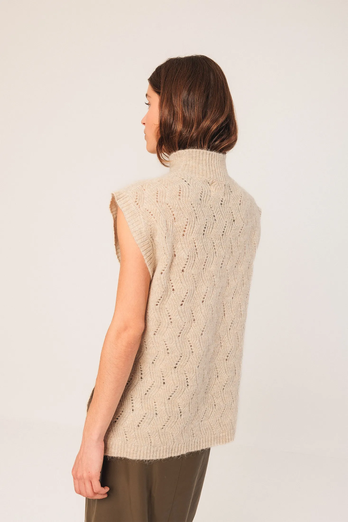 Crochet Vest Beige sold by Ivalo.com product image thumbnail 2
