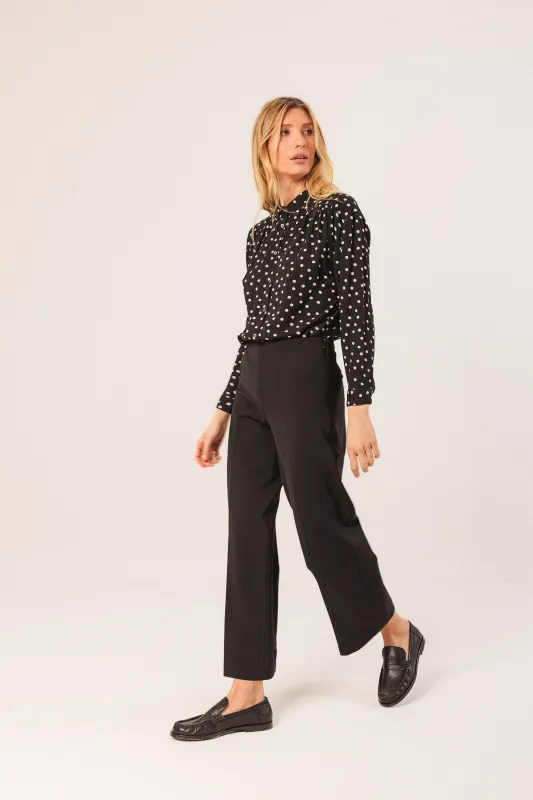 Sam Regular Pants Black sold by Ivalo.com