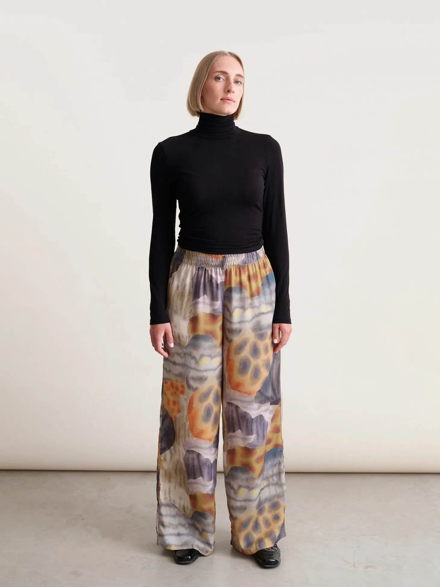 Saltwater Pants sold by Ivalo.com