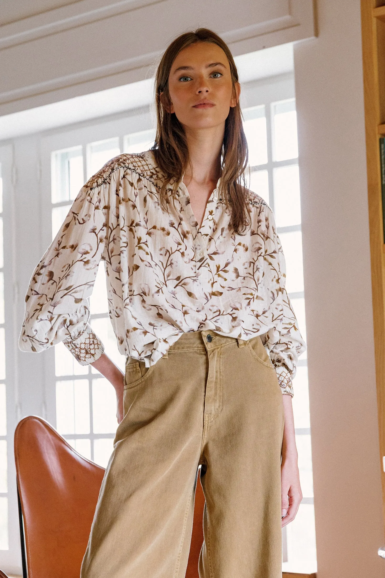 Smock-Detailed Blouse Brown sold by Ivalo.com