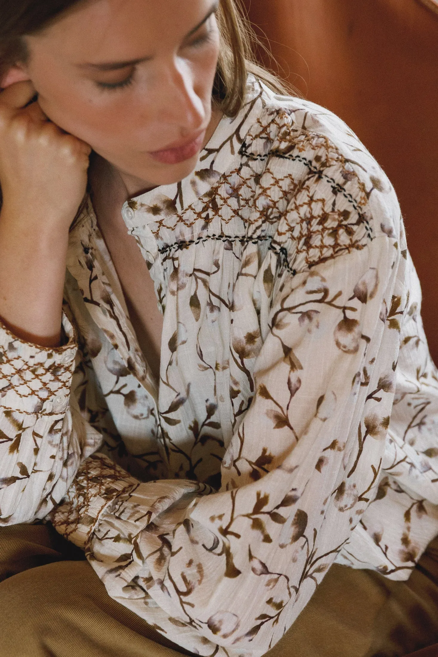 Smock-Detailed Blouse Brown sold by Ivalo.com product image thumbnail 2