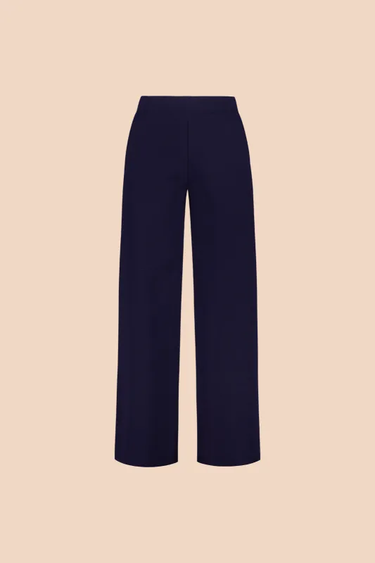 Everyday Pants Dark Blue sold by Ivalo.com
