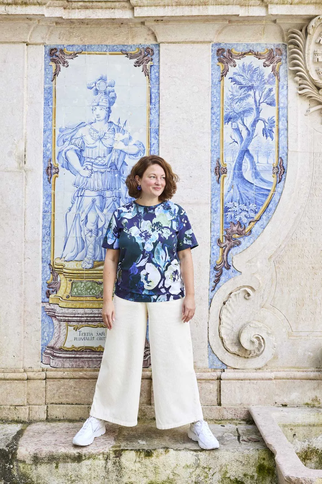 T-Shirt Blue Anemone sold by Ivalo.com product image thumbnail 4