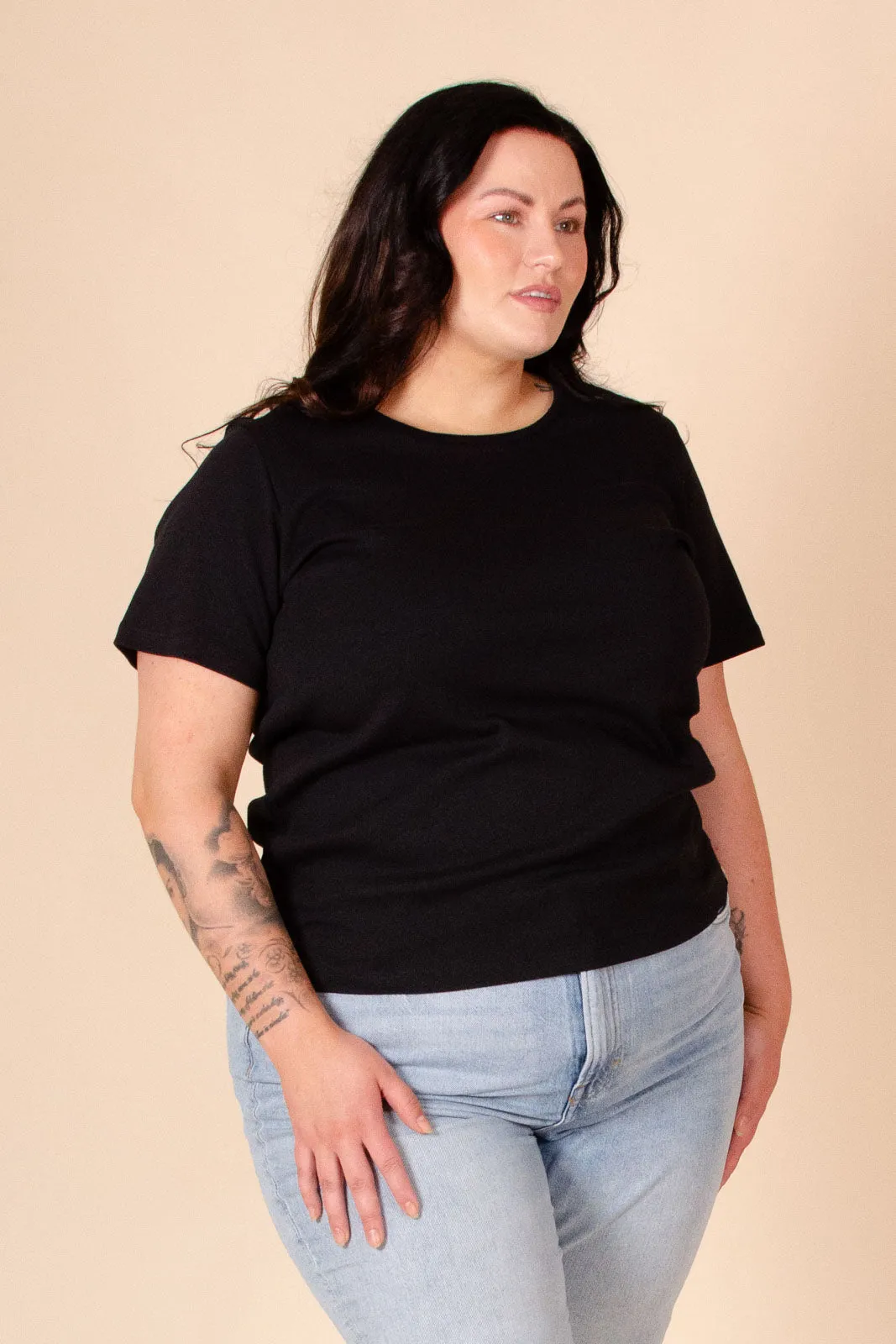 The T-Shirt Black sold by Ivalo.com