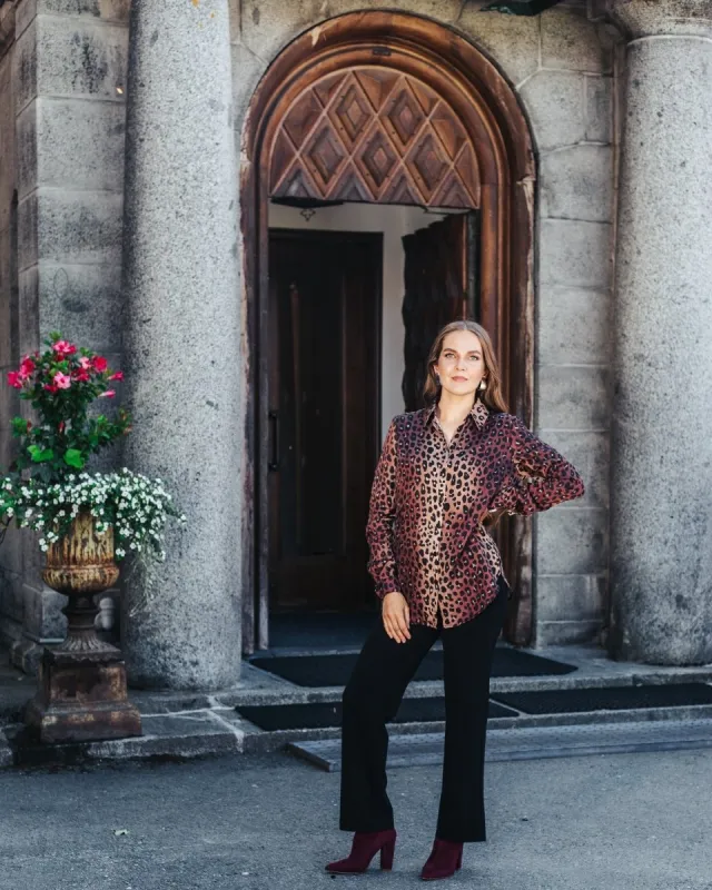 Chloe Button-up Shirt Coco Leo sold by Ivalo.com