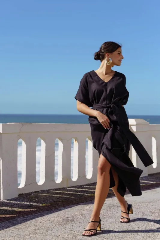 Naomi Dress Black sold by Ivalo.com