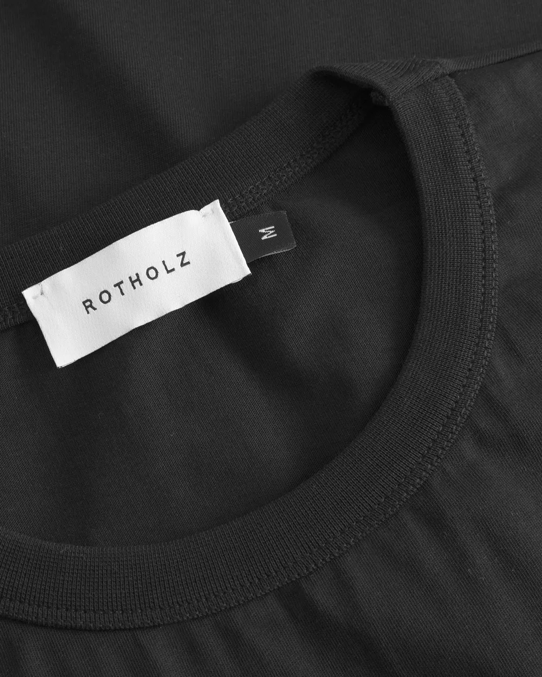 Wavy Logo T-Shirt True Black sold by Ivalo.com product image thumbnail 5