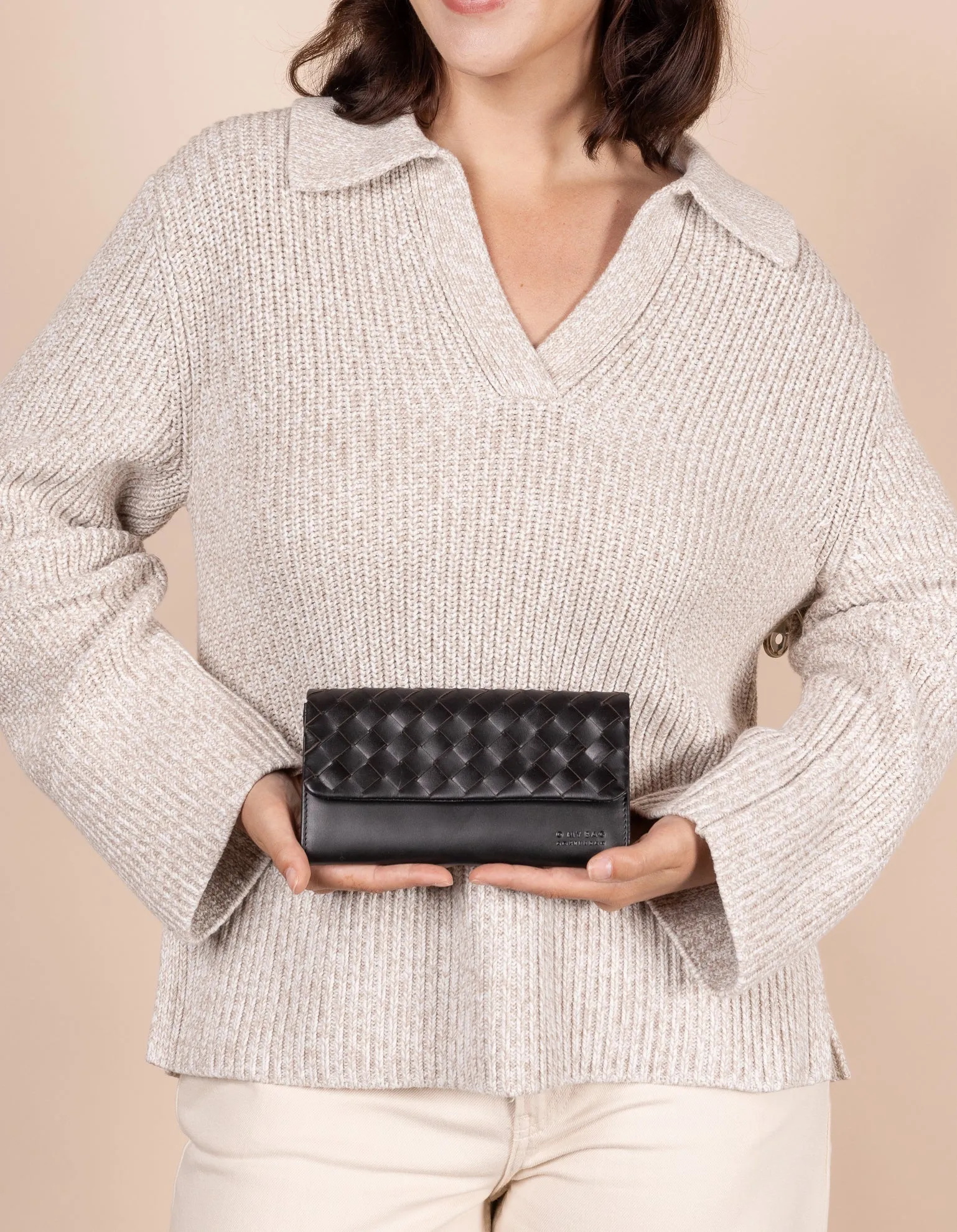 Pau's Pouch Black Woven Classic Leather sold by Ivalo.com product image thumbnail 4