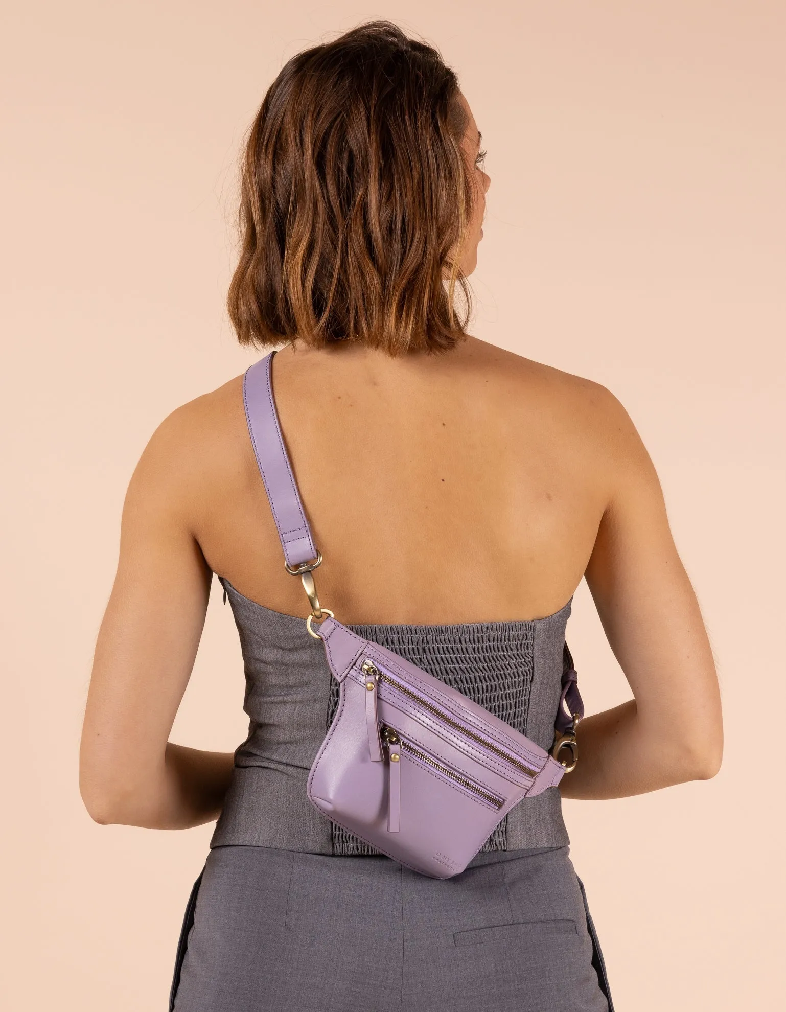 Beck's Bum Bag Classic Leather Lavender sold by Ivalo.com product image thumbnail 3