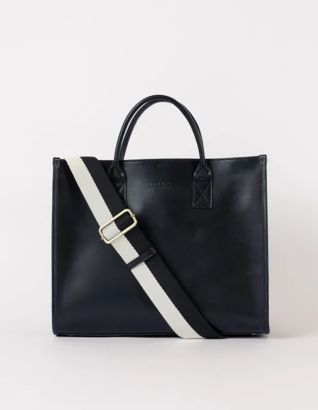 Jackie Classic Leather Bag Black sold by Ivalo.com
