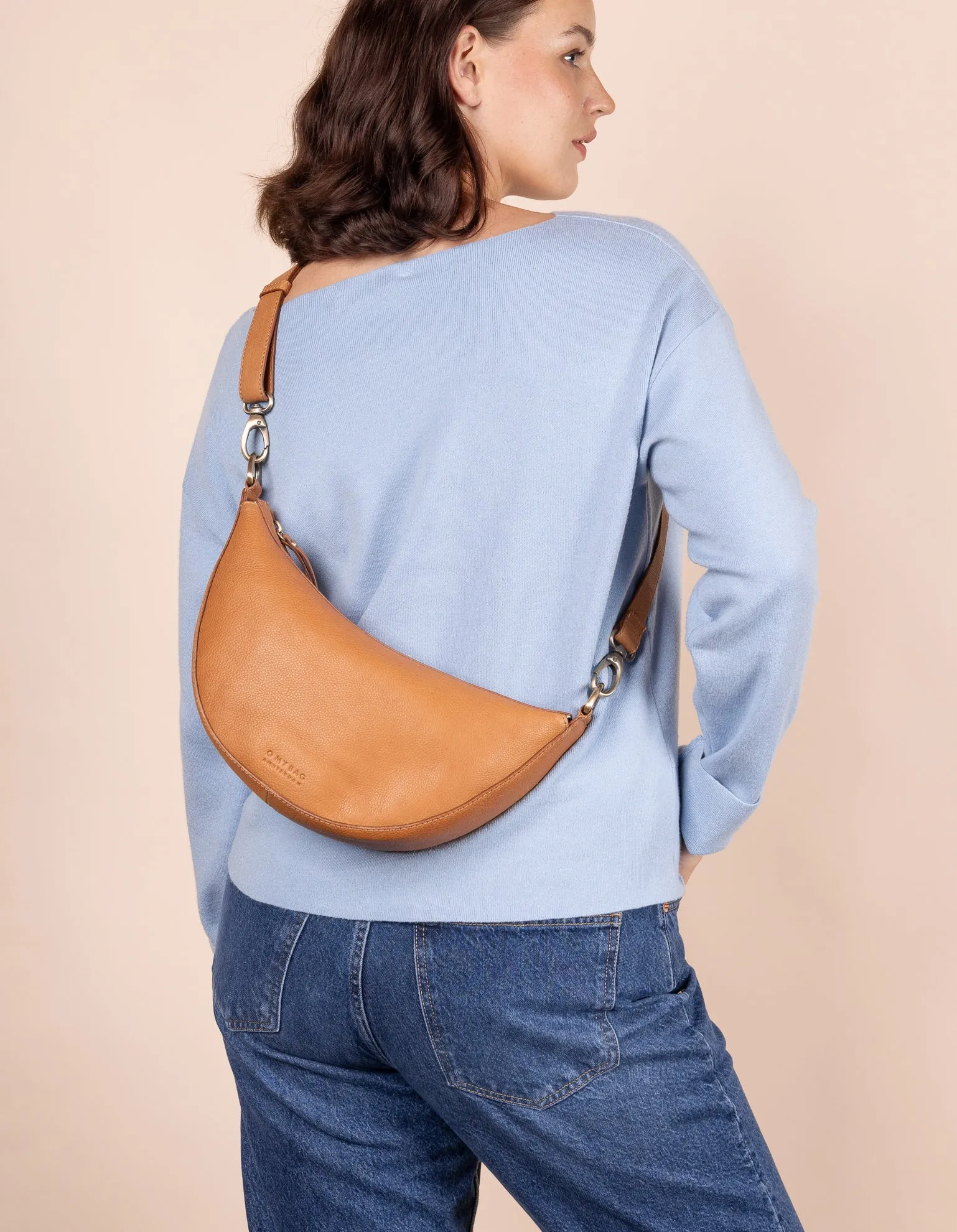 Leo Bag Soft Grain Leather Oak sold by Ivalo.com product image thumbnail 2