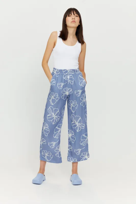 Cherry Printed Pants sold by Ivalo.com