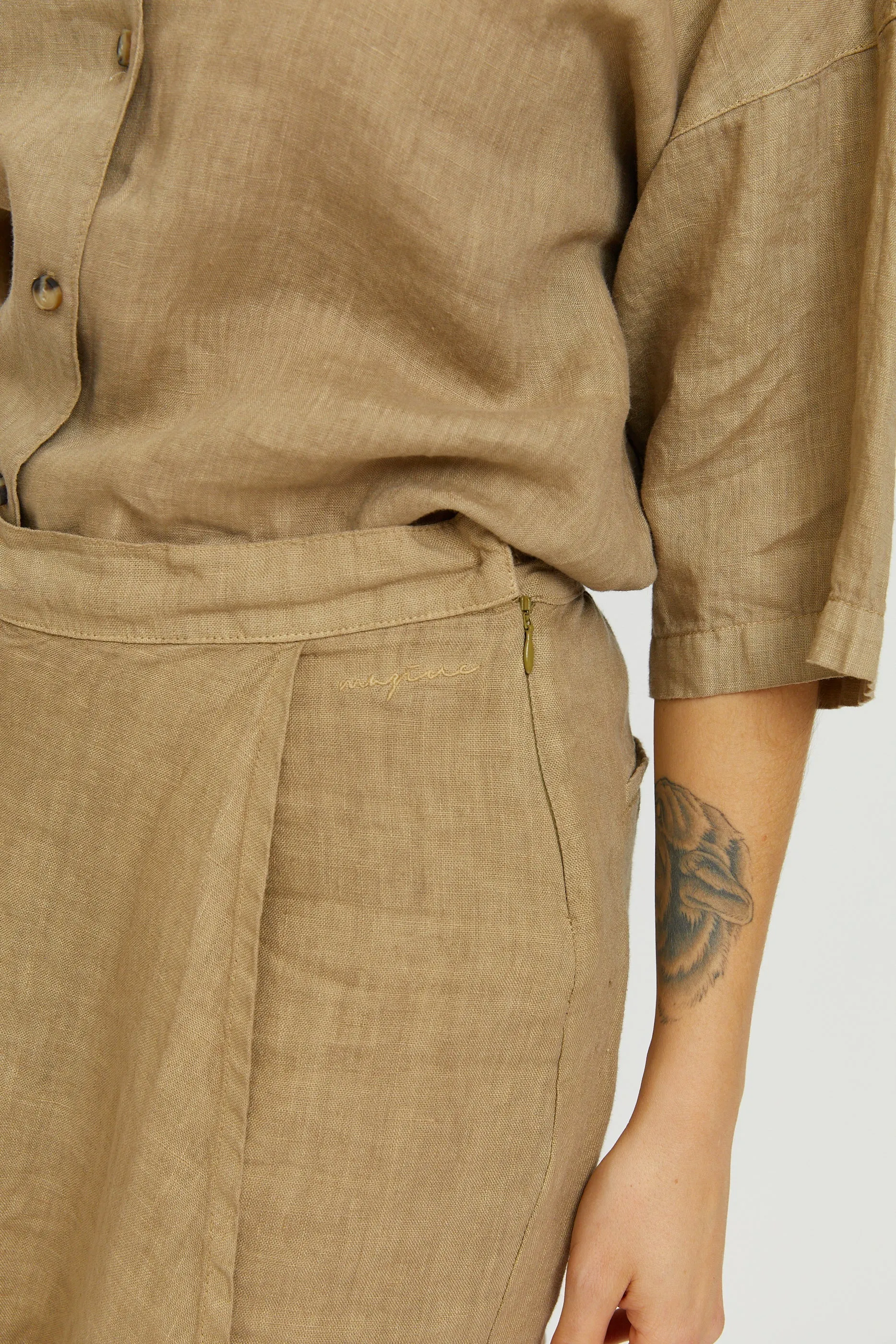 Ninette Linen Skort sold by Ivalo.com product image thumbnail 3