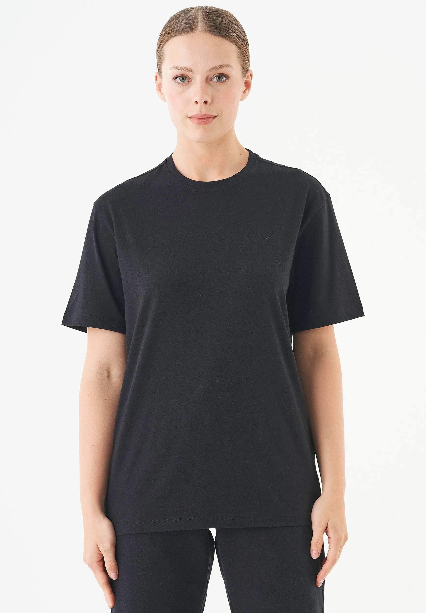 Tillo Unisex Basic Organic Cotton T-Shirt Black sold by Ivalo.com product image thumbnail 2
