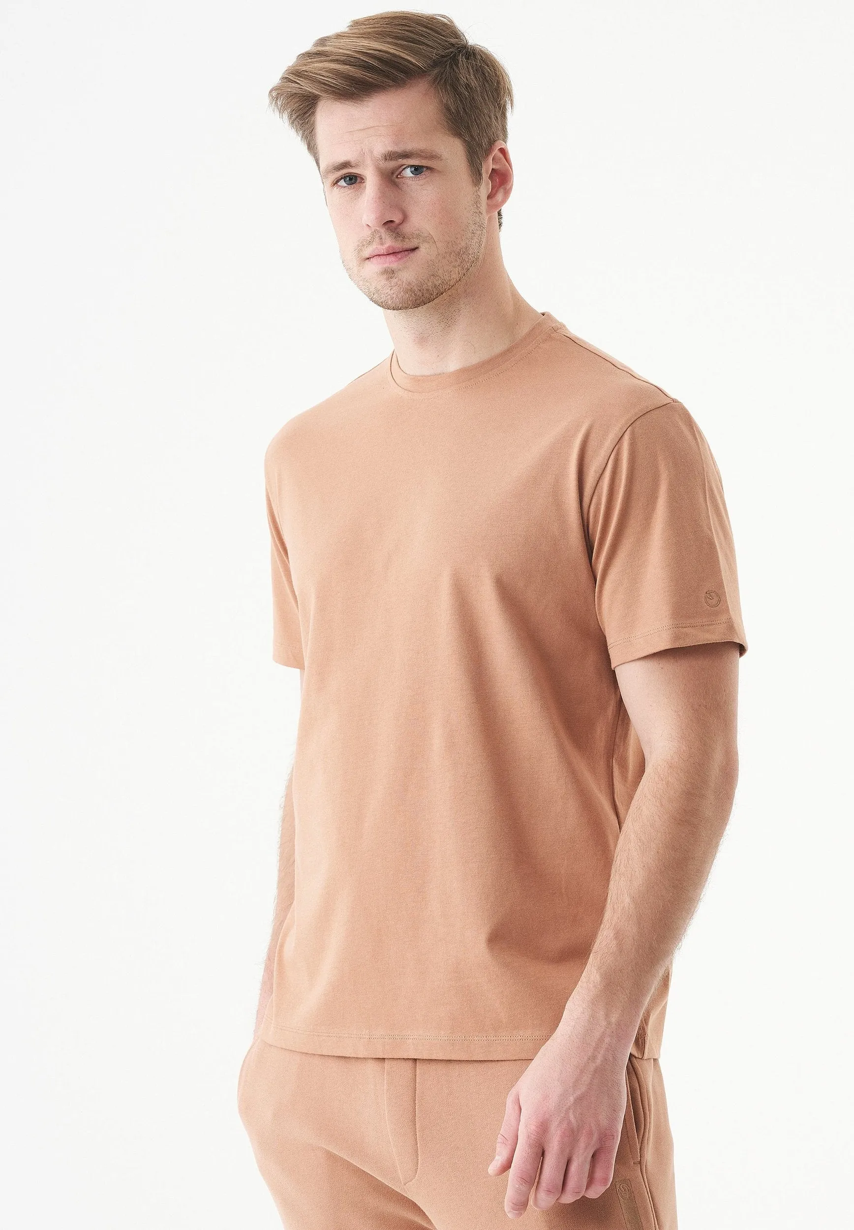 Tillo Unisex Basic Organic Cotton T-Shirt Light Brown sold by Ivalo.com product image thumbnail 4