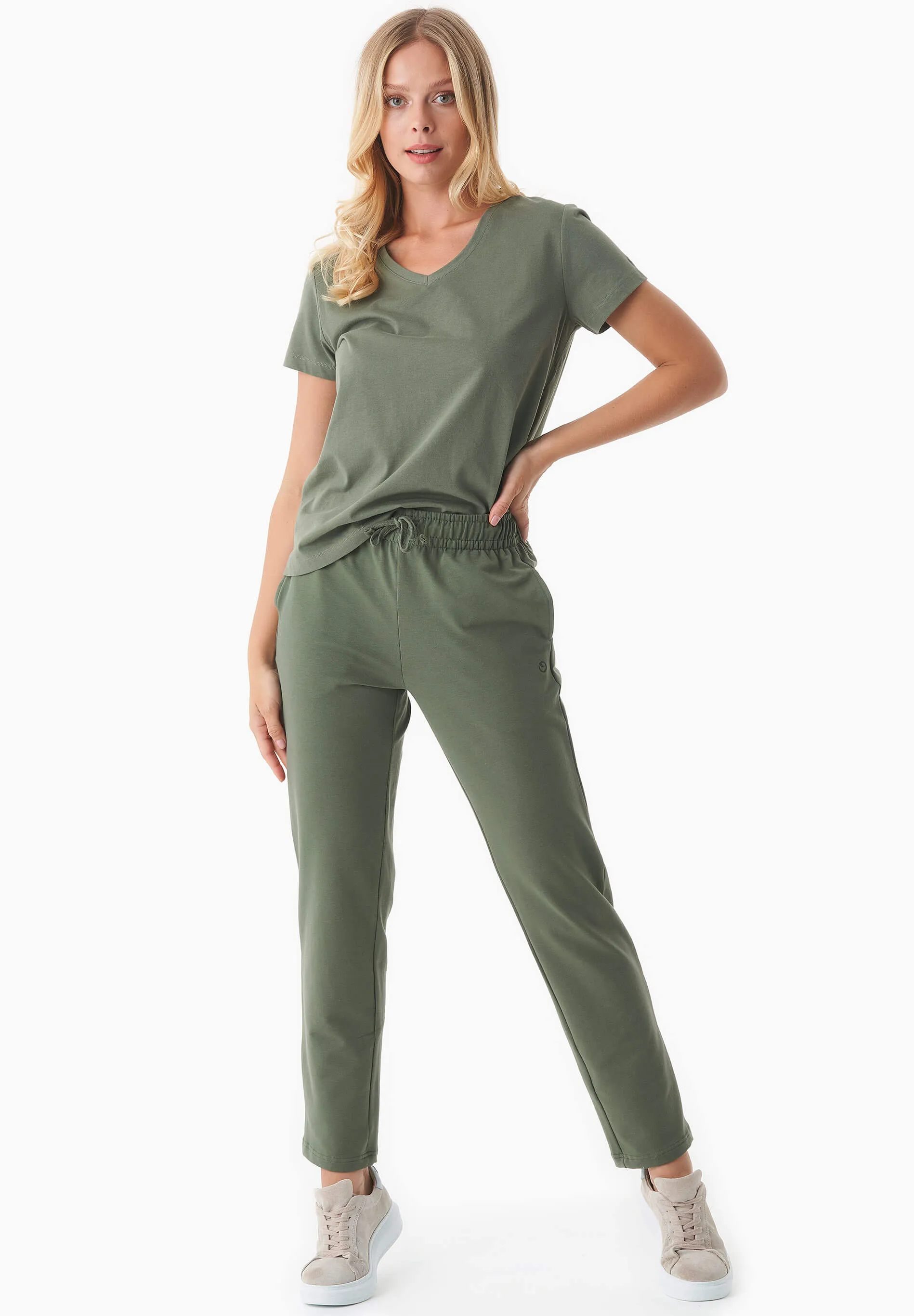 Parrla Light Organic Cotton Sweatpants Olive sold by Ivalo.com