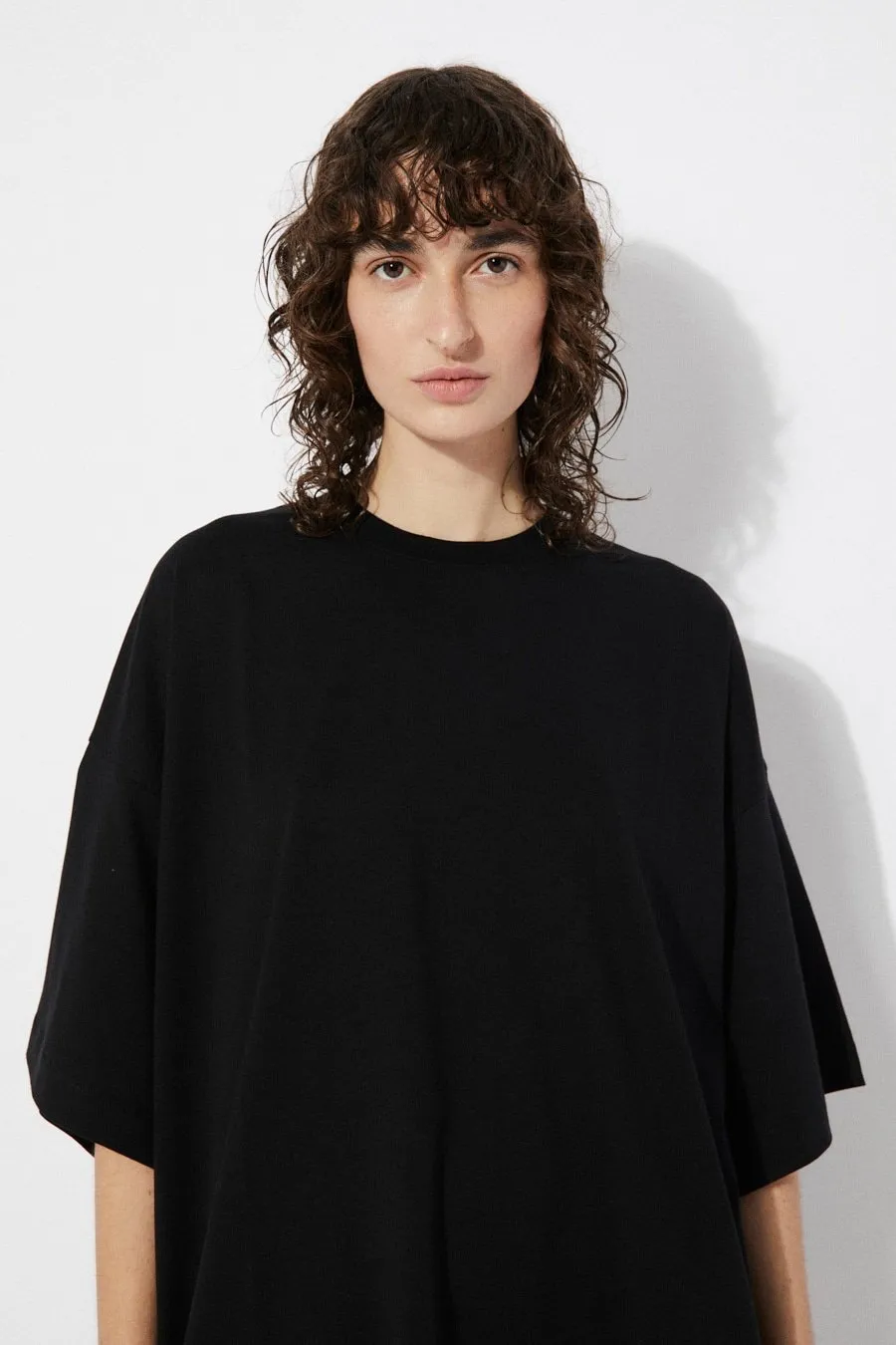 Ava T-shirt sold by Ivalo.com product image thumbnail 2