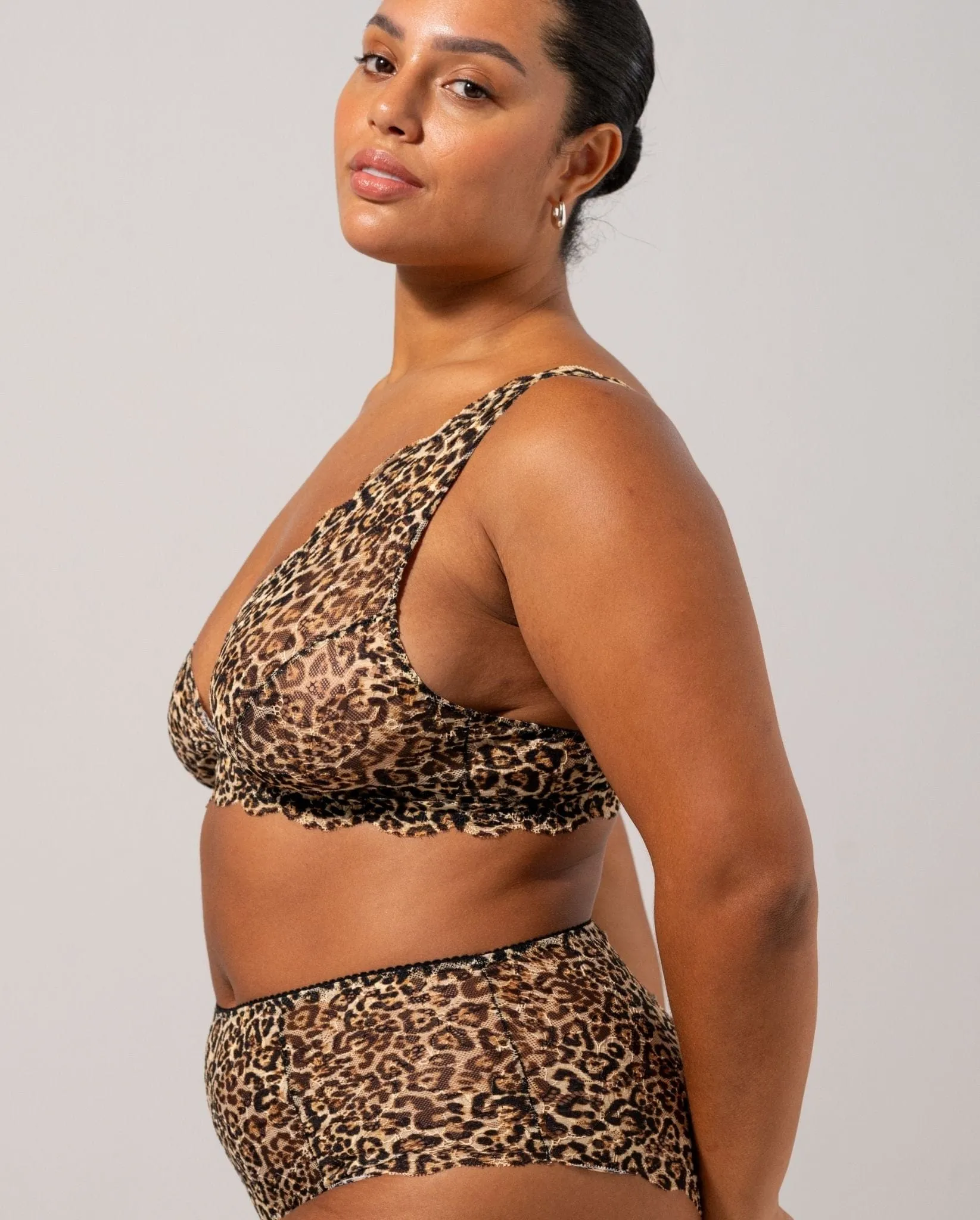 Lace Plunge Bralette Gold Leopard sold by Ivalo.com product image thumbnail 3