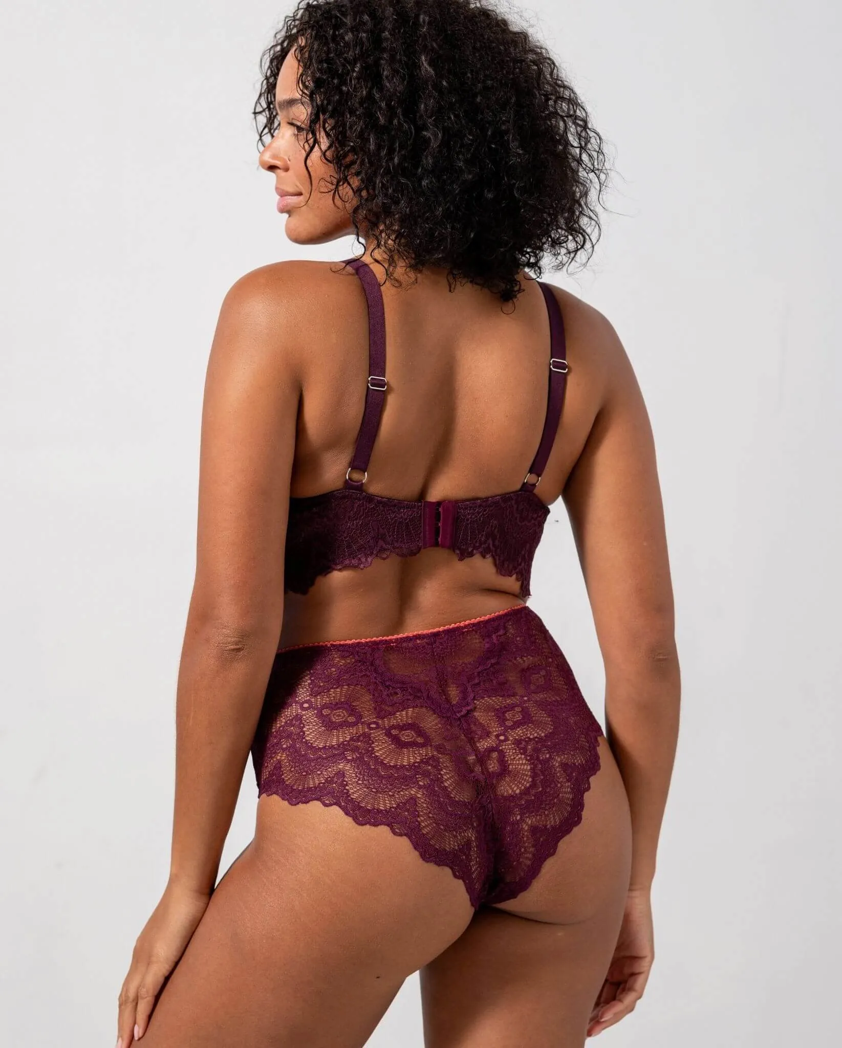 Lace Highwaist Briefs Cherry/Coral sold by Ivalo.com product image thumbnail 5