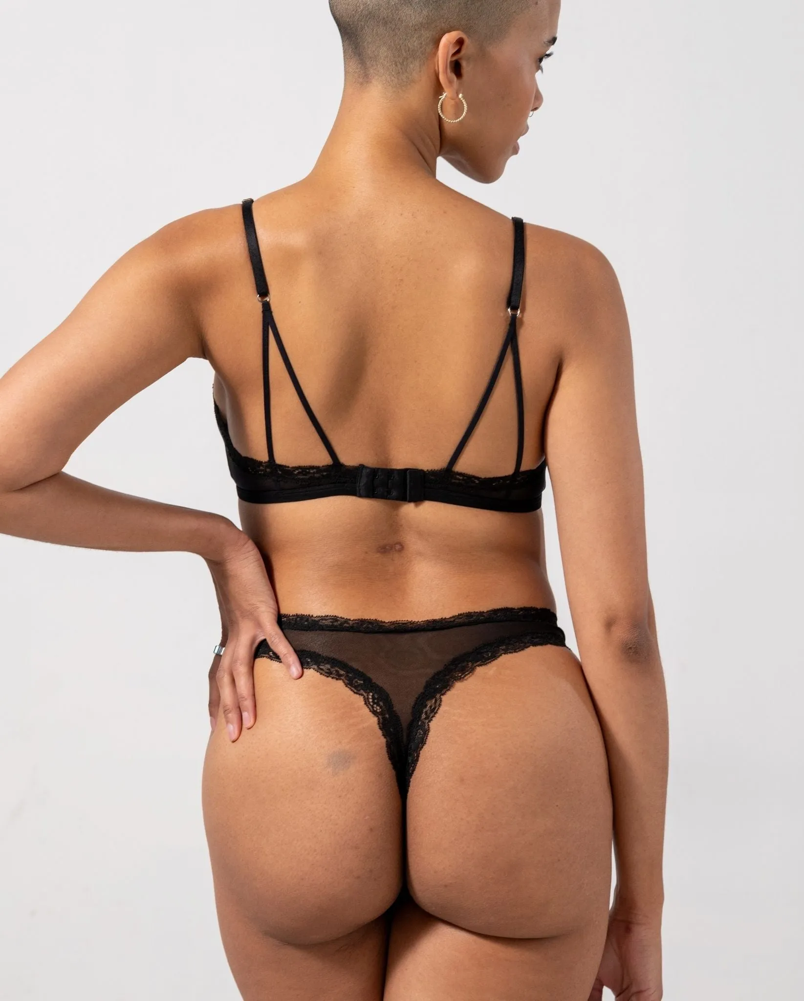 Mesh Lace Trim Thong Black sold by Ivalo.com product image thumbnail 2