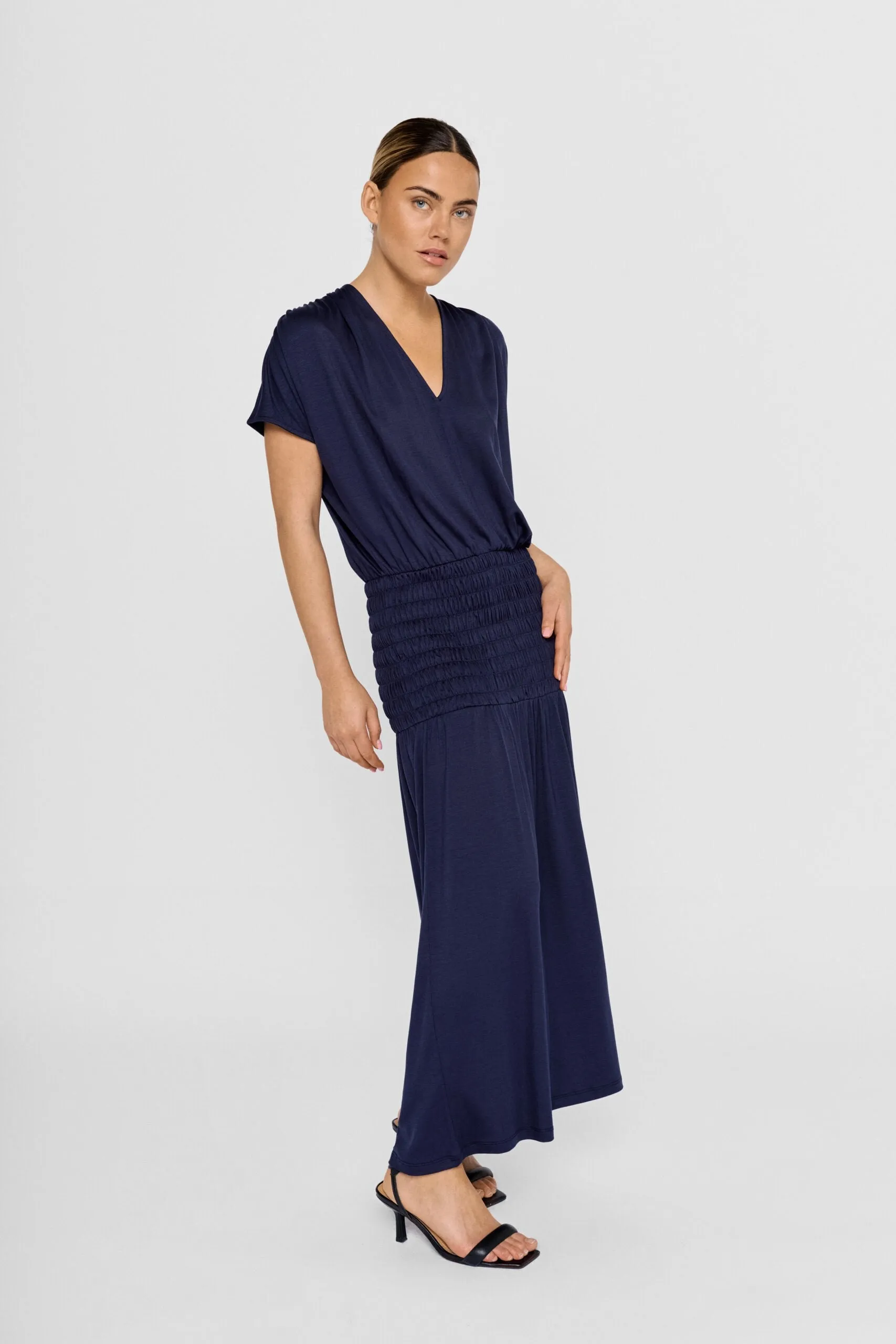 Scoot Dress Midnight sold by Ivalo.com product image thumbnail 3