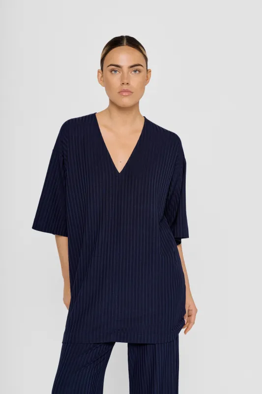 Oli Top Midnight sold by Ivalo.com