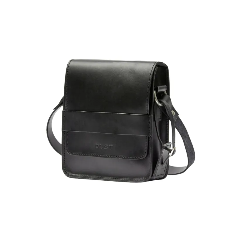 Leather Messenger Mod 114 Black sold by Ivalo.com