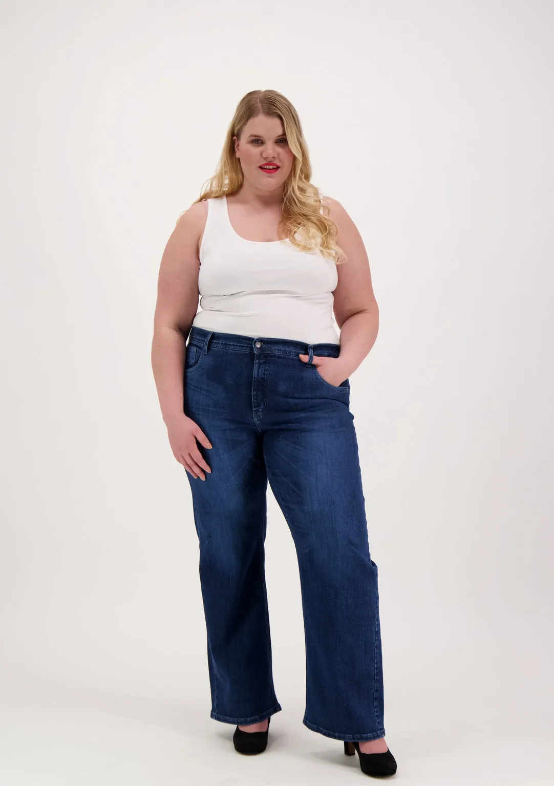 Nicolet+ Mid Waist Straight Blue sold by Ivalo.com product image thumbnail 5