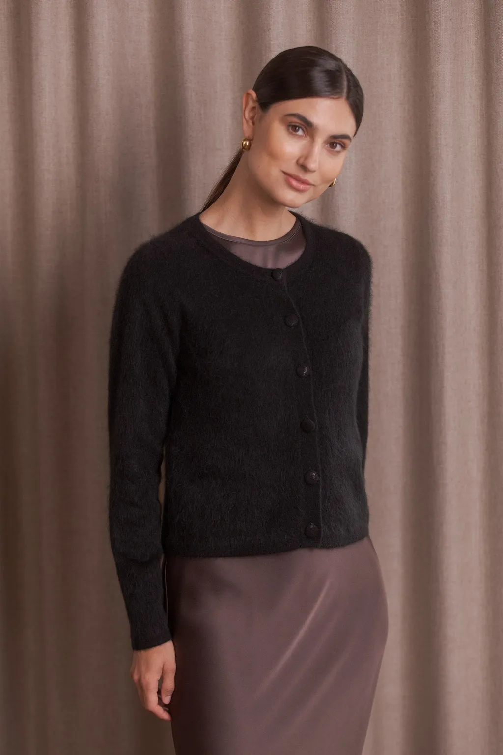 Long-sleeved Cashmere Cardigan Black sold by Ivalo.com product image thumbnail 2