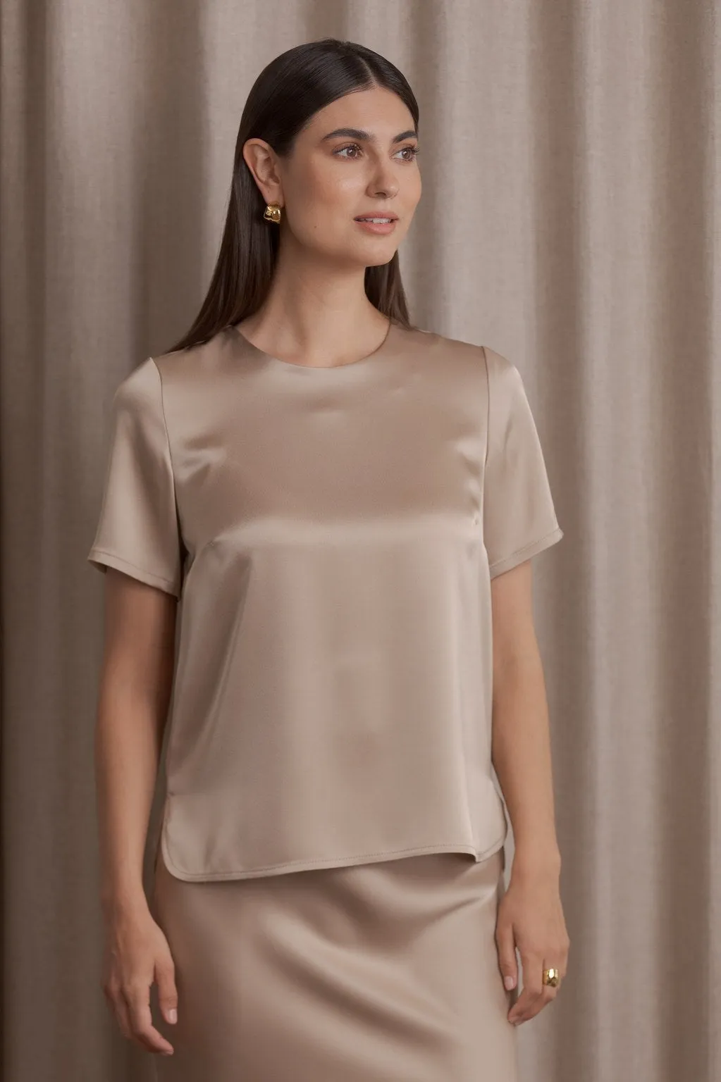 Tessa Short Sleeve Satin Shirt Latte sold by Ivalo.com